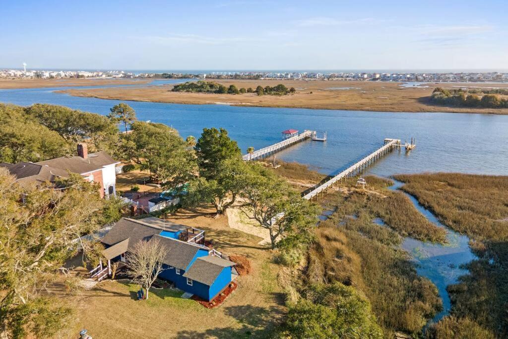 Dolphin Cove - Whole Waterfront House With Dock Villa โอเชียนไอเอิลบีช ภายนอก รูปภาพ