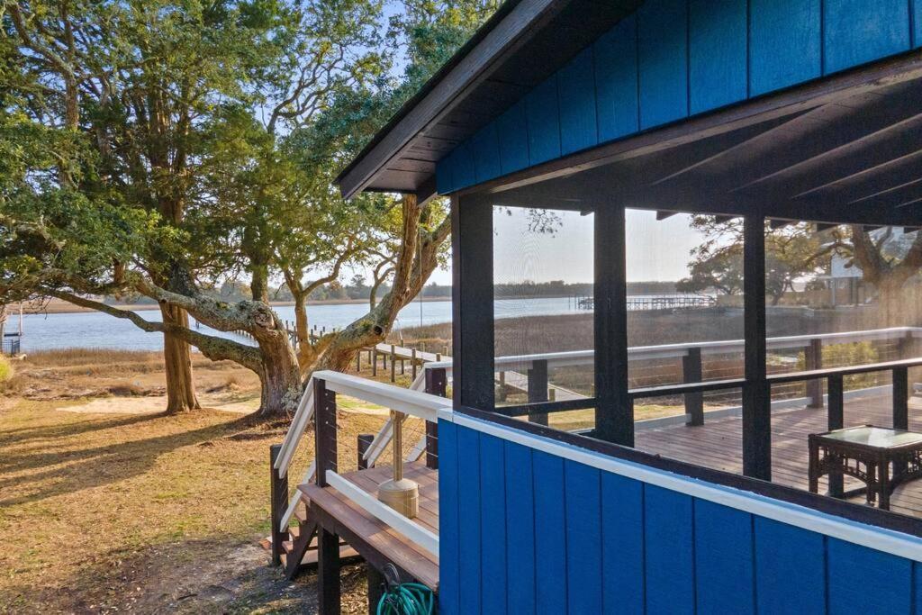 Dolphin Cove - Whole Waterfront House With Dock Villa โอเชียนไอเอิลบีช ภายนอก รูปภาพ